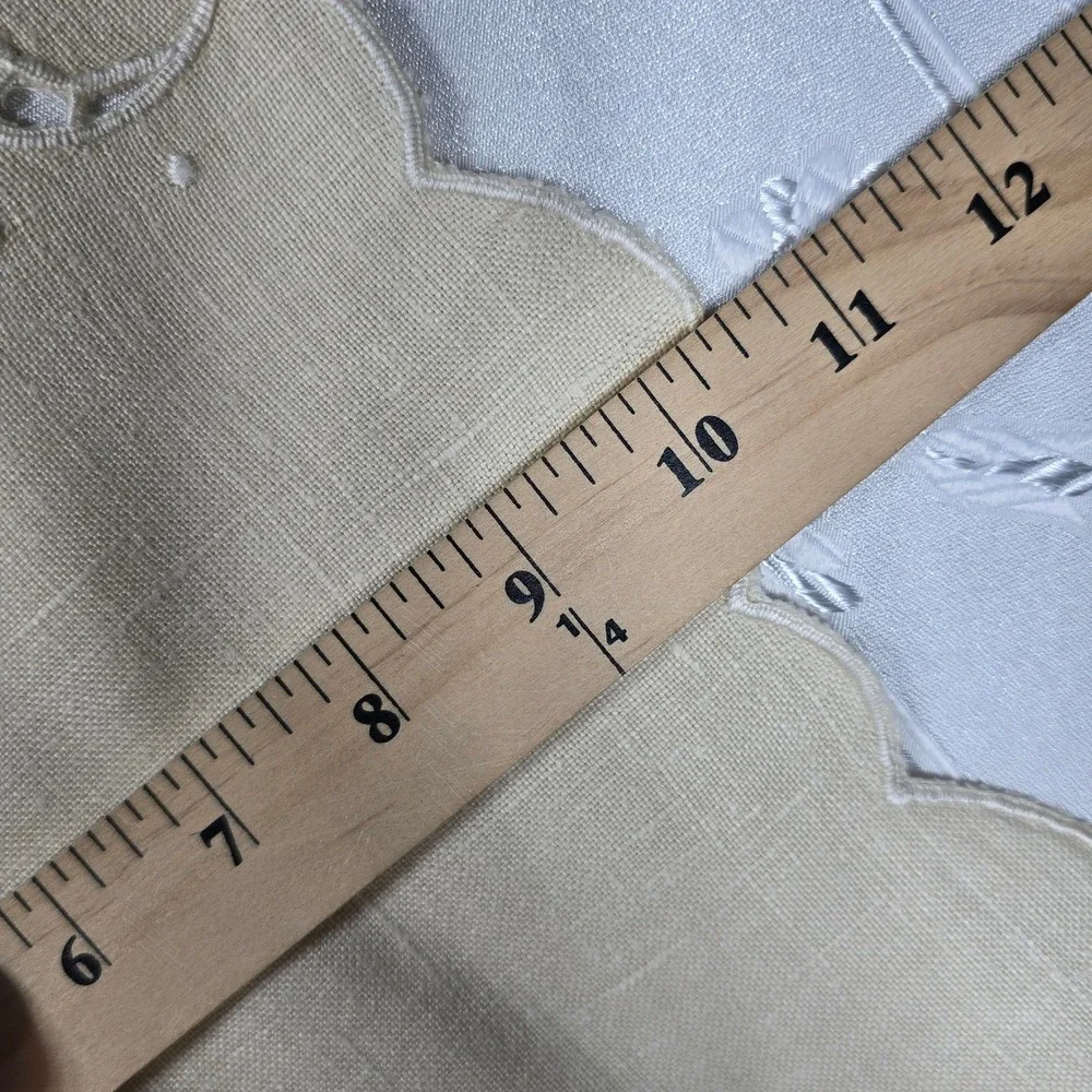 Vintage Cream Linen Tablecloth and 2 Napkin Set Floral Cutout Scalloped Edge 3pc